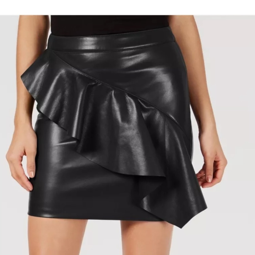 Guess leather skirt
